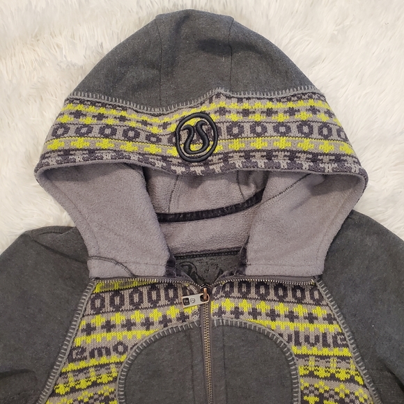 Lululemon Special Edition Jacket with Totes - Picture 5 of 11